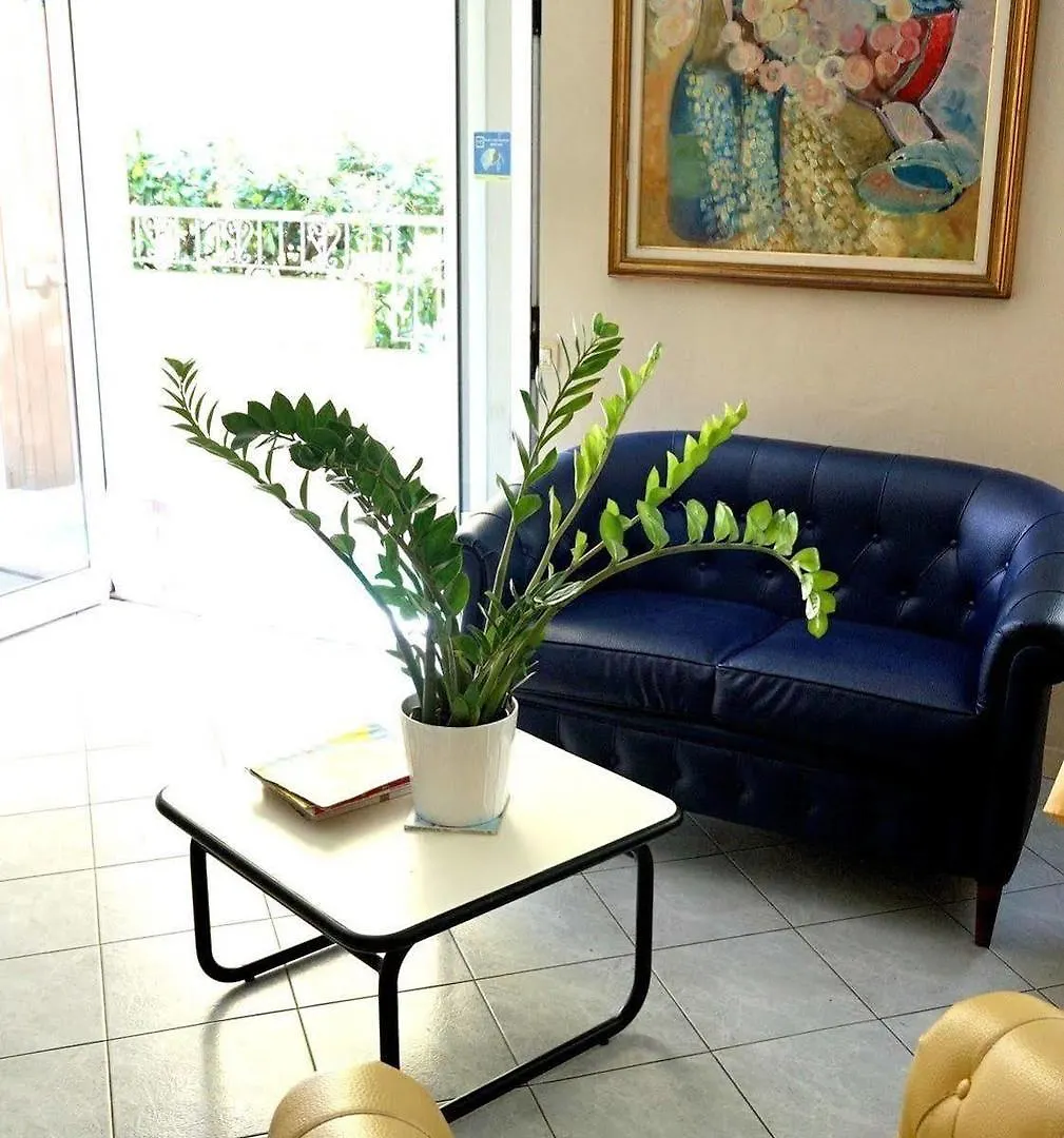 Hotel Mariolina Misano Adriatico 2*,