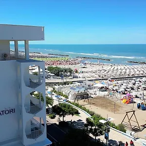Hotel Ambasciatori - Front -breakfast Xxl & Brunch Until 12 30pm, Misano Adriatico